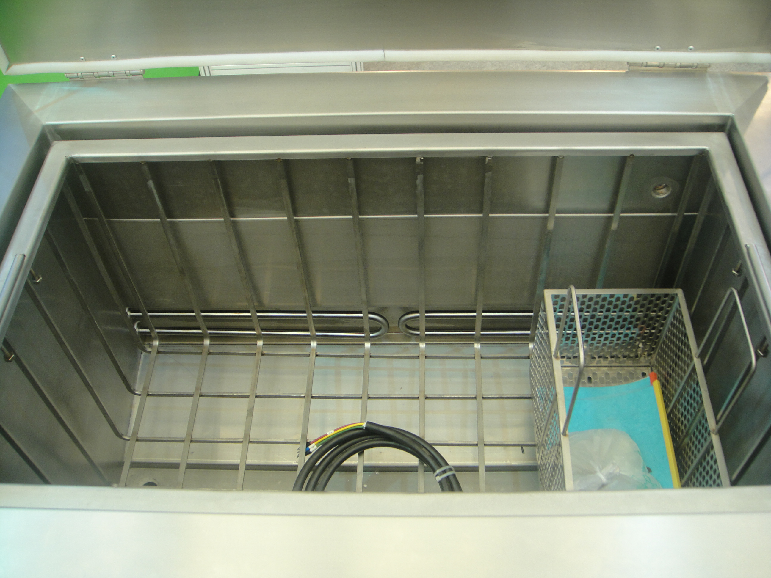 Ultrasonic Cleaner